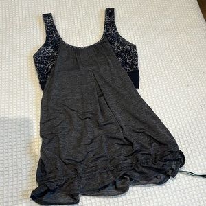 SZ 6 LULULEMON TANK TOP